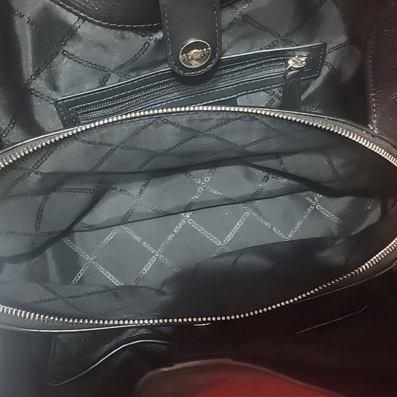 Michael Kors Purse - Picture 3 of 8